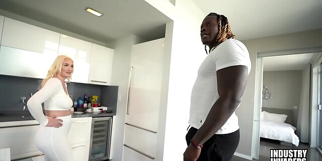 ass,bbc,big ass,big cock,blowjob,hardcore,interracial,pawg