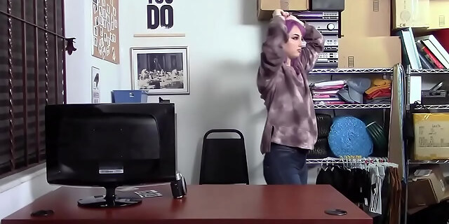 big cock,blowjob,hardcore,juicy,mature,natural tits,office,piercing,pussy,shoplyfter,teen